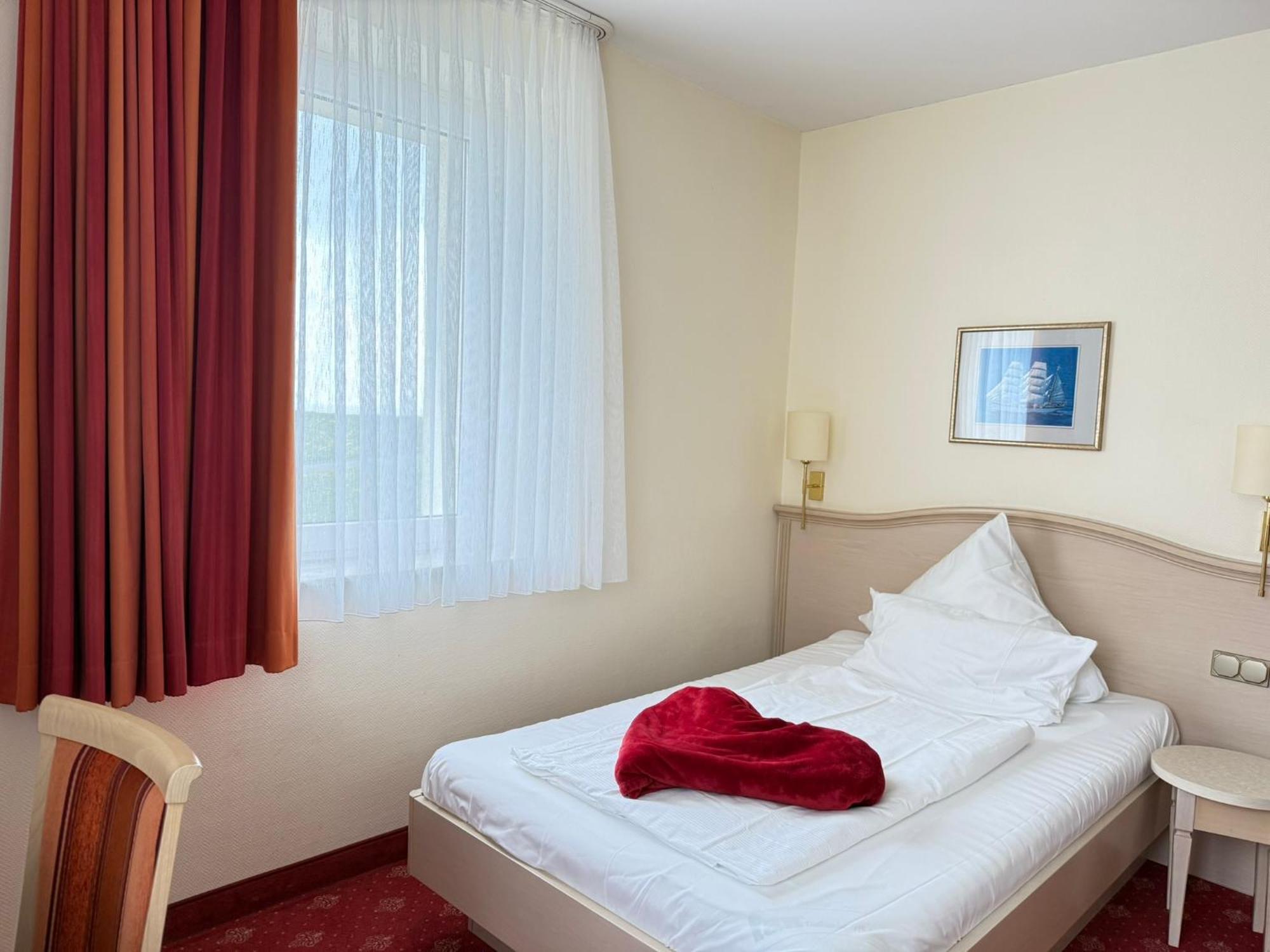 Seehotel Neue Liebe Κουξχάφεν Εξωτερικό φωτογραφία