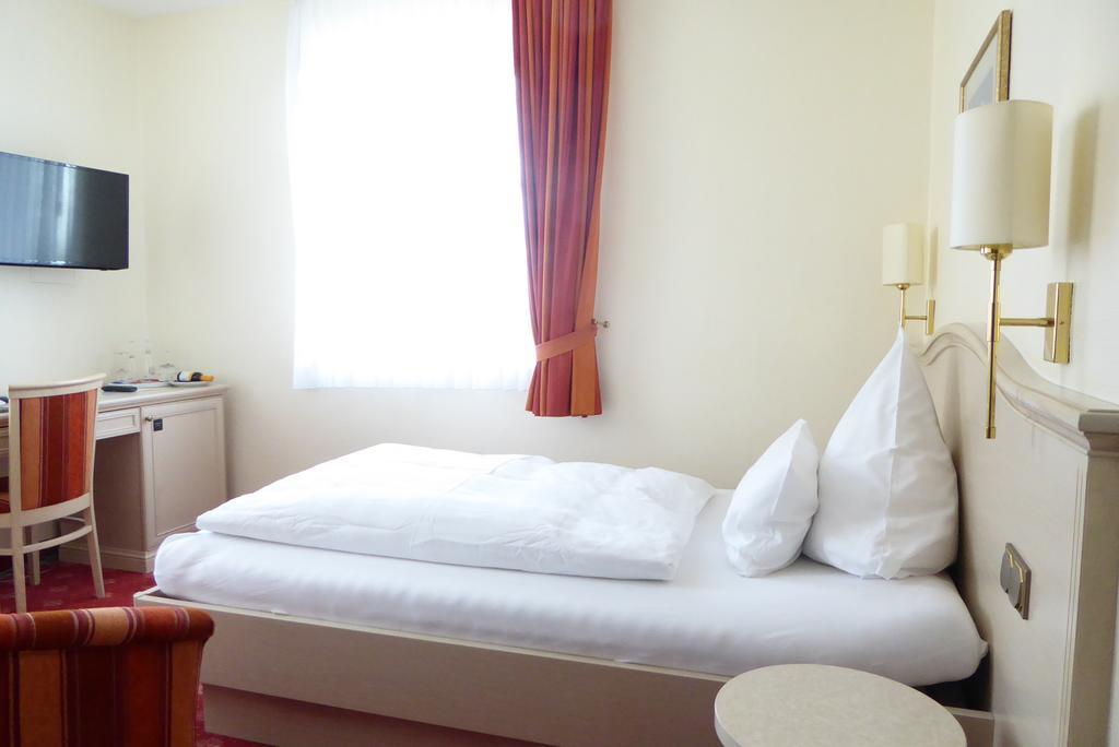 Seehotel Neue Liebe Κουξχάφεν Εξωτερικό φωτογραφία