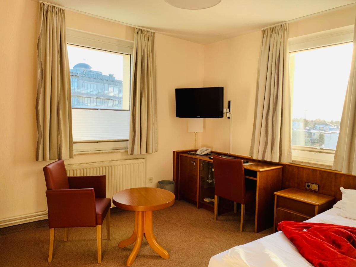 Seehotel Neue Liebe Κουξχάφεν Εξωτερικό φωτογραφία