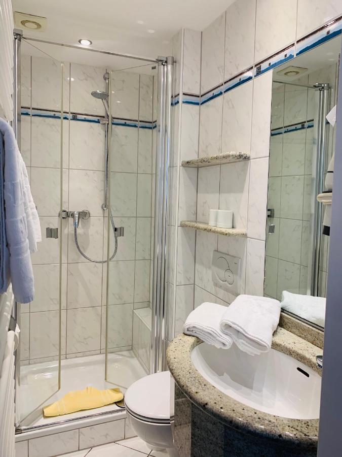 Seehotel Neue Liebe Κουξχάφεν Εξωτερικό φωτογραφία
